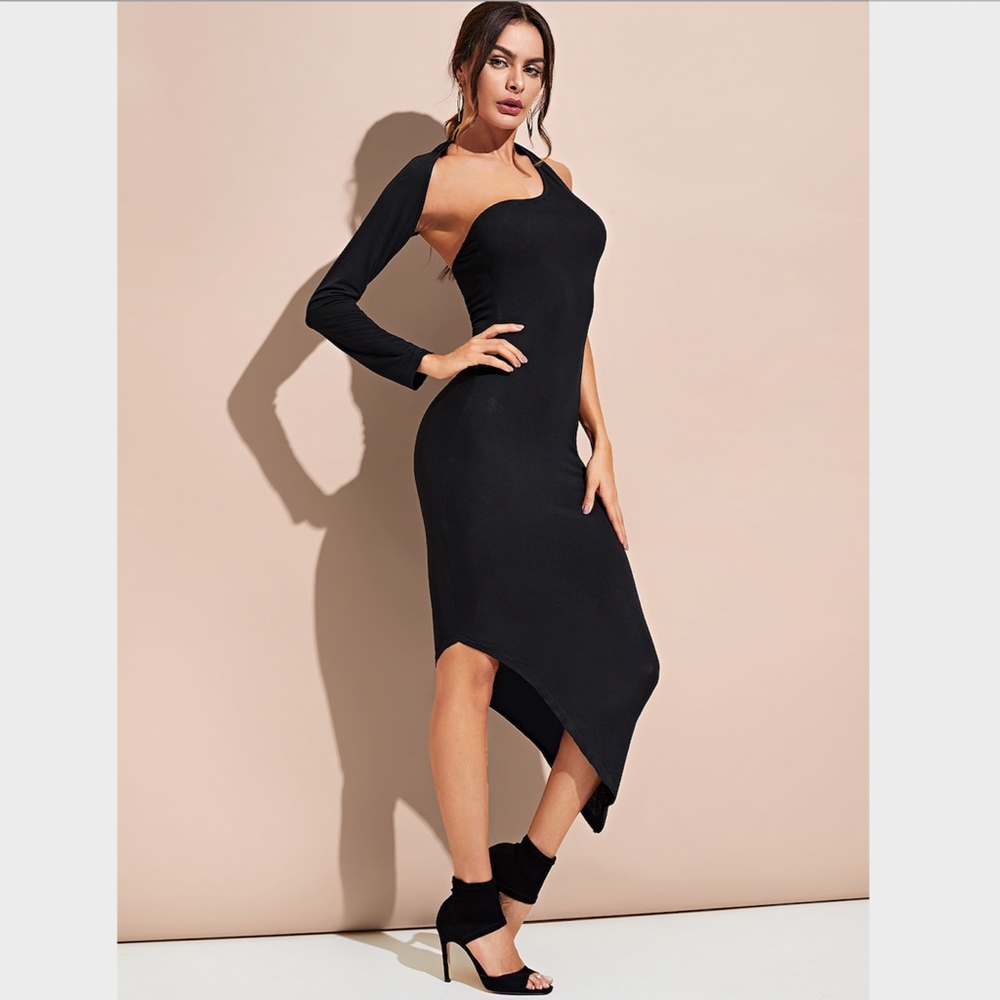 Asymmetric Shoulder and Hem Fitted Maxi Dress - Picture 2 of 8